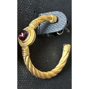 Gold Tone Twisted Hoop Earrings Red‎ Stone The MET